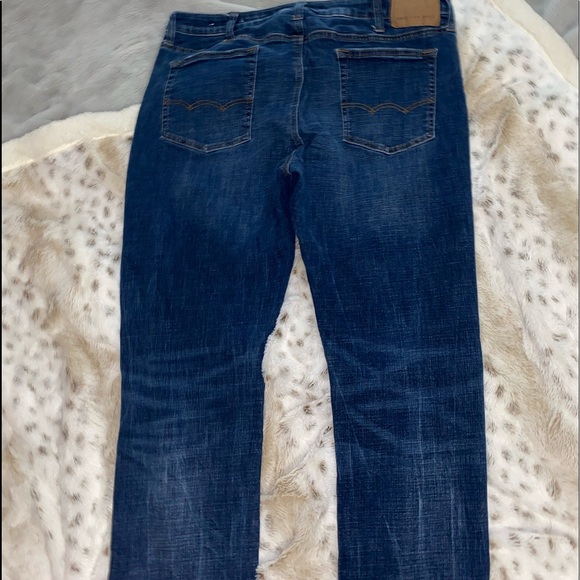 bought them for my boyfriend but forgot to save the receipt and were too big - Picture 3 of 4